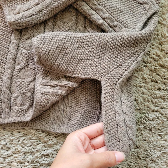 Women's Cable Knit Sweater - Taupe - Picture 3 of 4